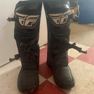 Dirt bike boots
